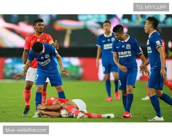 申花进攻效率提升但防守稳定性不足,对关键战表现形成考验 申花进攻效率提升但防守稳定性不足,对关键战表现形成考验